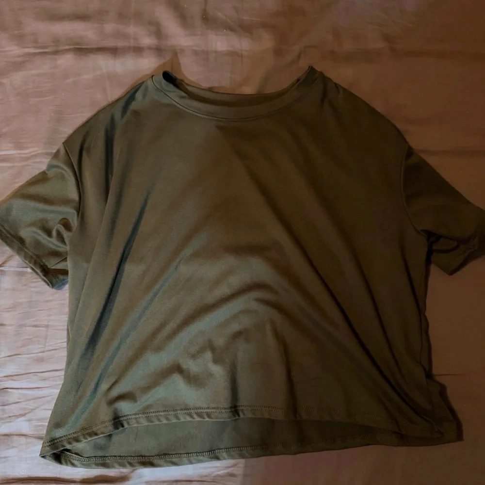 Boxy Cropped Tee - Picture 1 of 1